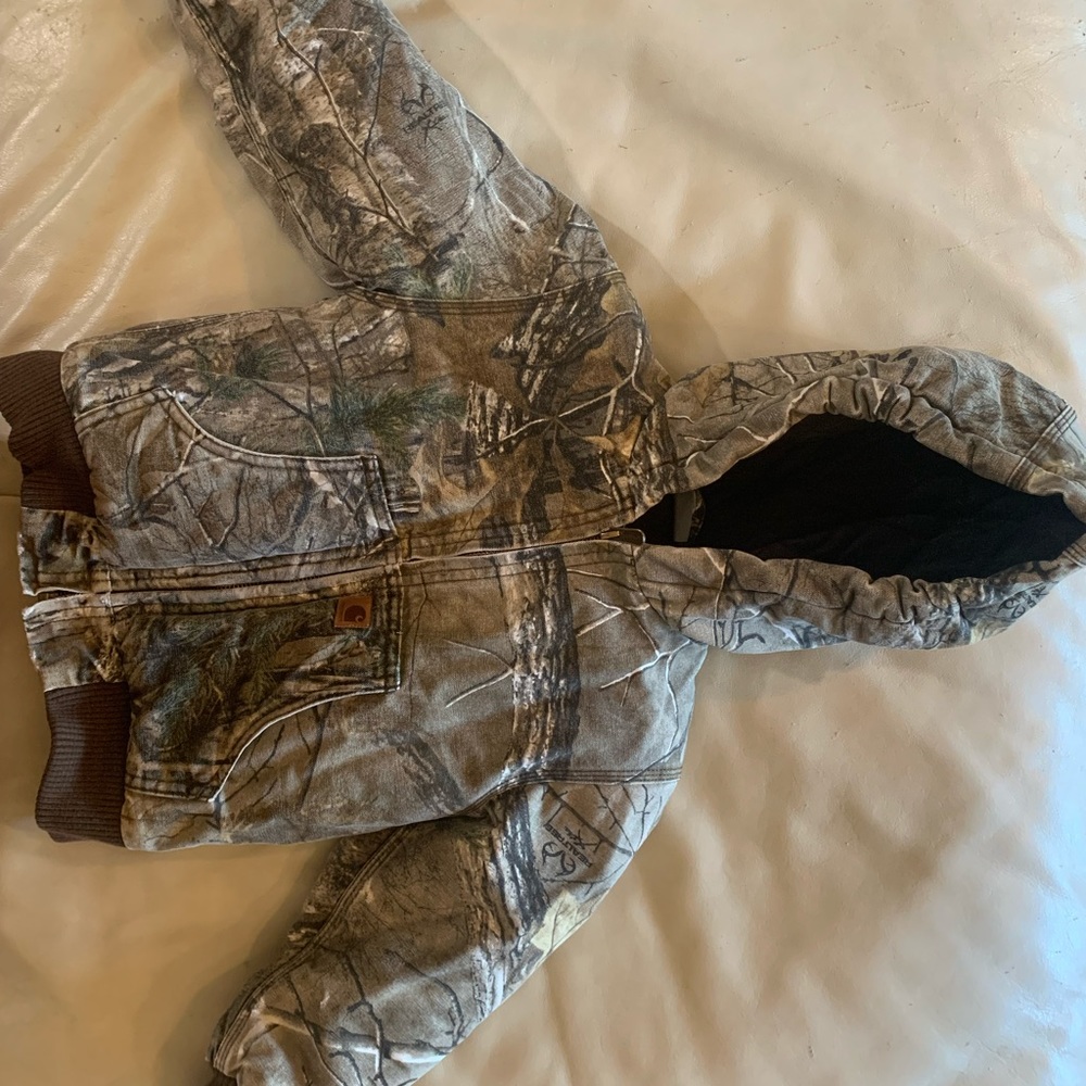 Carhartt REALTREE kids size 4T Jacket